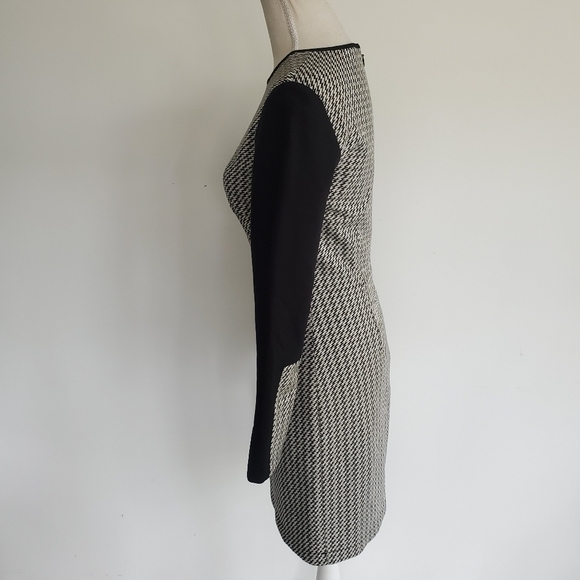 Tibi Black & Cream Houndstooth Dress - Picture 4 of 9